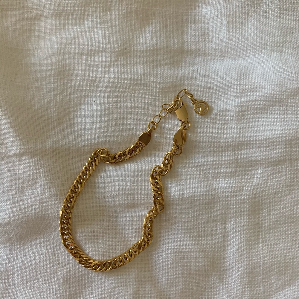 Mejuri Double Curb Chain Bracelet